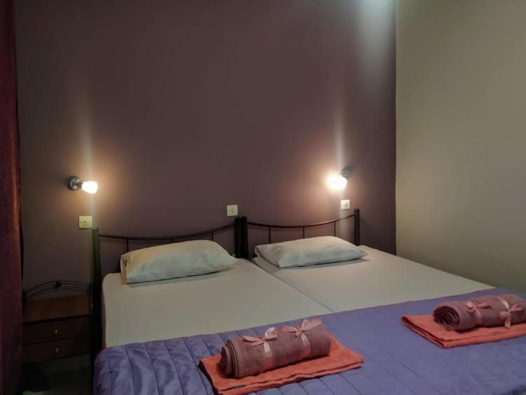 Lions 2 Studios & Apartments, Poros Island. Πόρος Εξωτερικό φωτογραφία