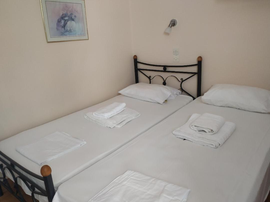 Lions 2 Studios & Apartments, Poros Island. Πόρος Εξωτερικό φωτογραφία