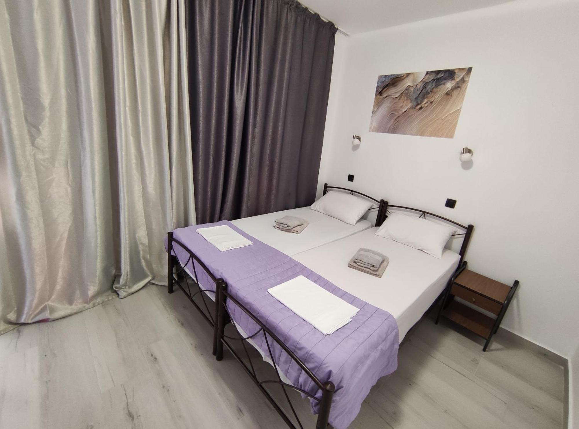 Lions 2 Studios & Apartments, Poros Island. Πόρος Εξωτερικό φωτογραφία
