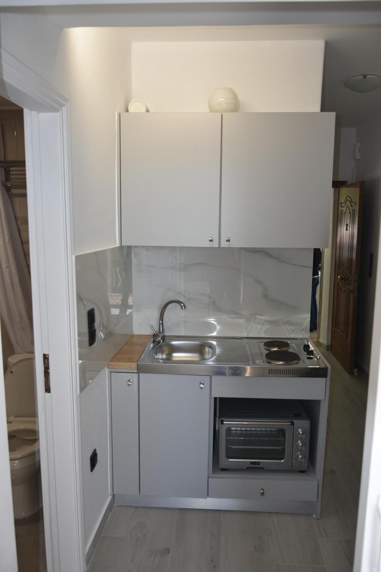 Lions 2 Studios & Apartments, Poros Island. Πόρος Εξωτερικό φωτογραφία
