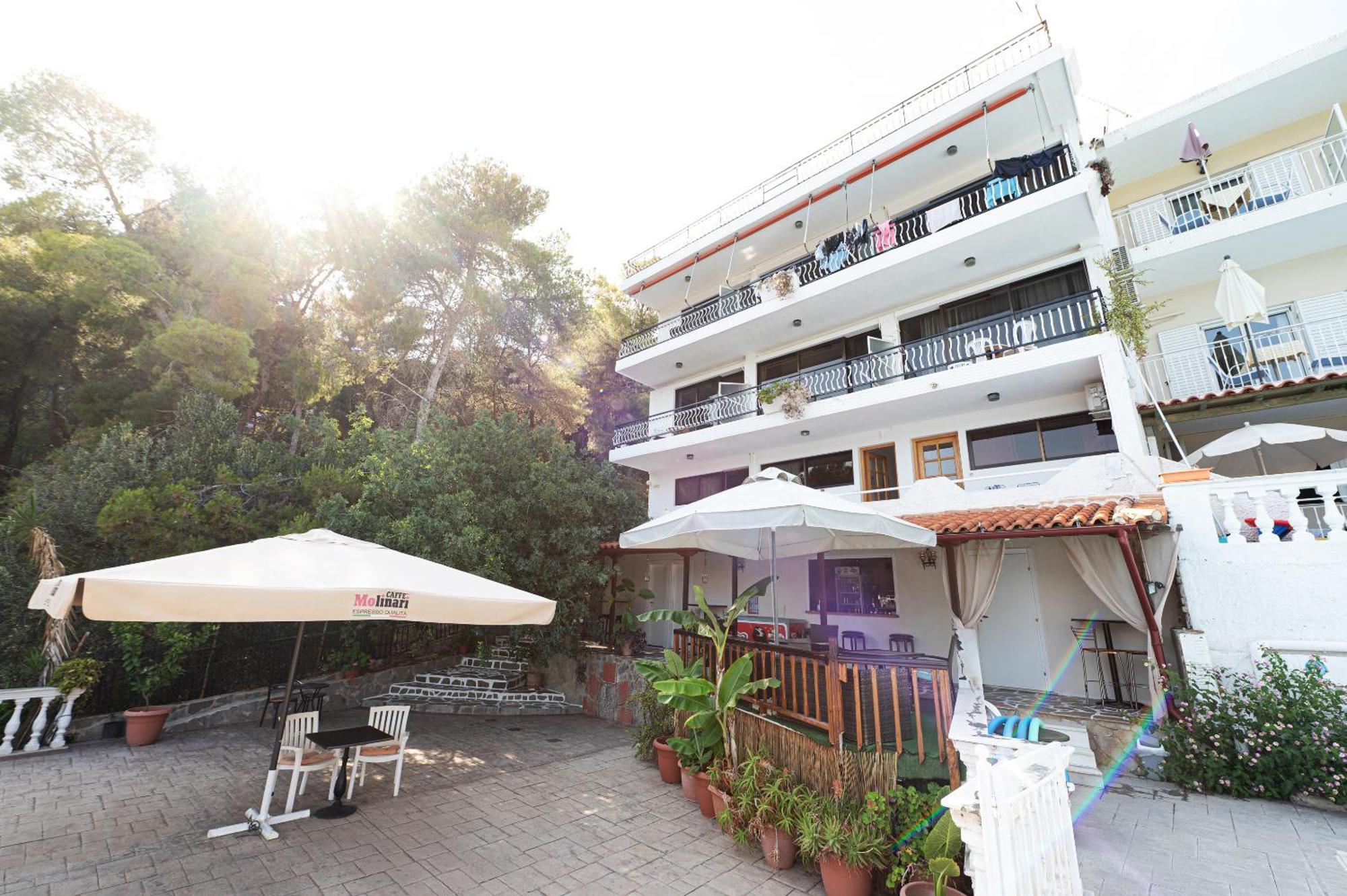 Lions 2 Studios & Apartments, Poros Island. Πόρος Εξωτερικό φωτογραφία