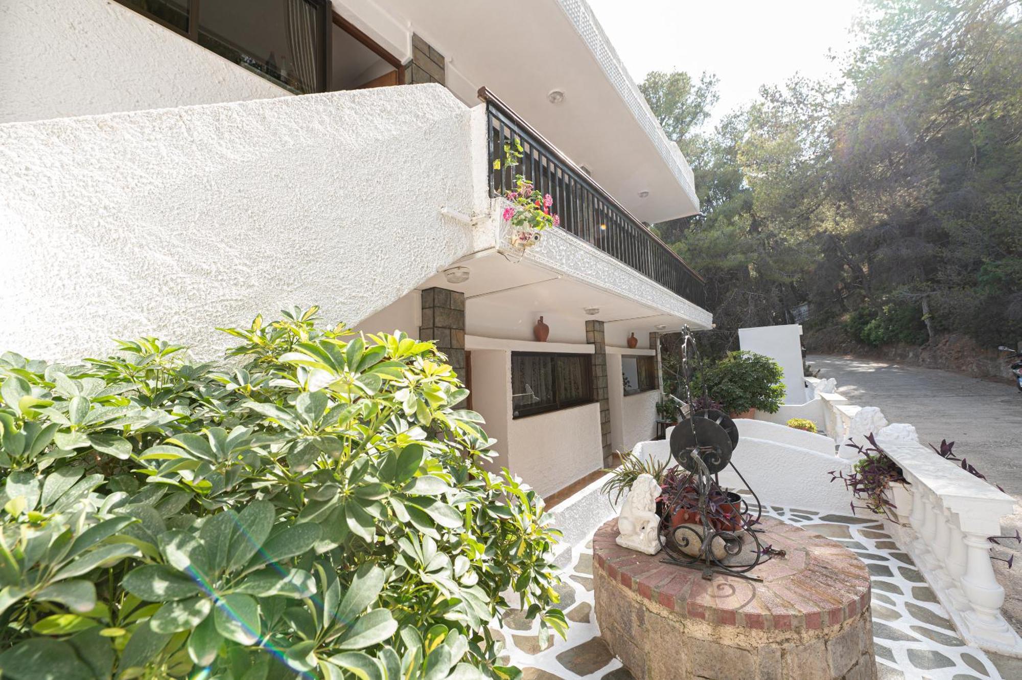 Lions 2 Studios & Apartments, Poros Island. Πόρος Εξωτερικό φωτογραφία