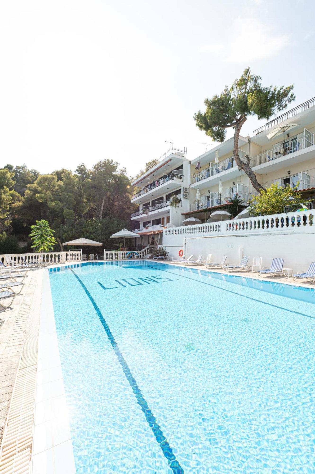 Lions 2 Studios & Apartments, Poros Island. Πόρος Εξωτερικό φωτογραφία