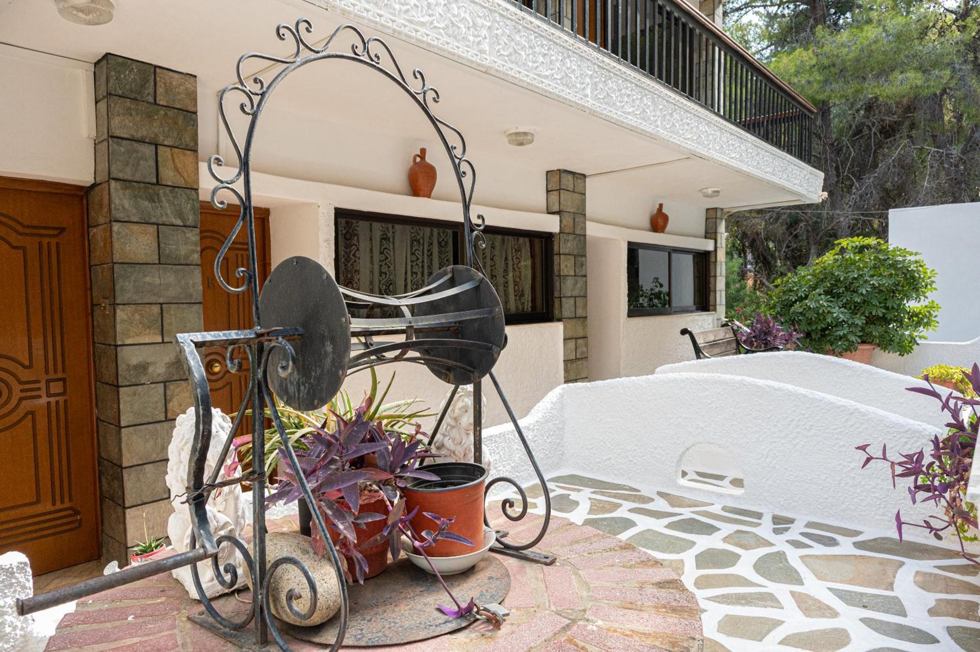 Lions 2 Studios & Apartments, Poros Island. Πόρος Εξωτερικό φωτογραφία