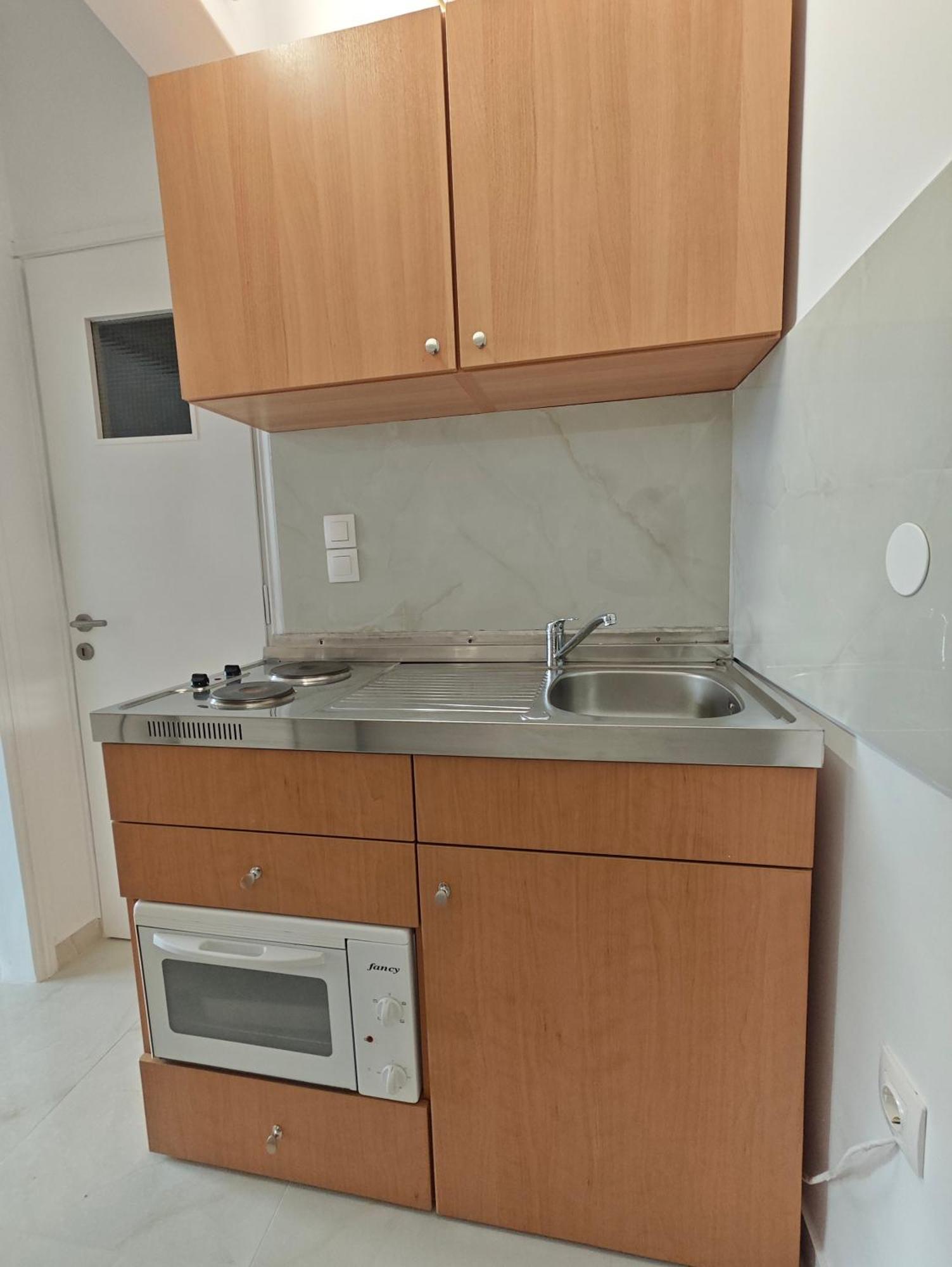 Lions 2 Studios & Apartments, Poros Island. Πόρος Εξωτερικό φωτογραφία