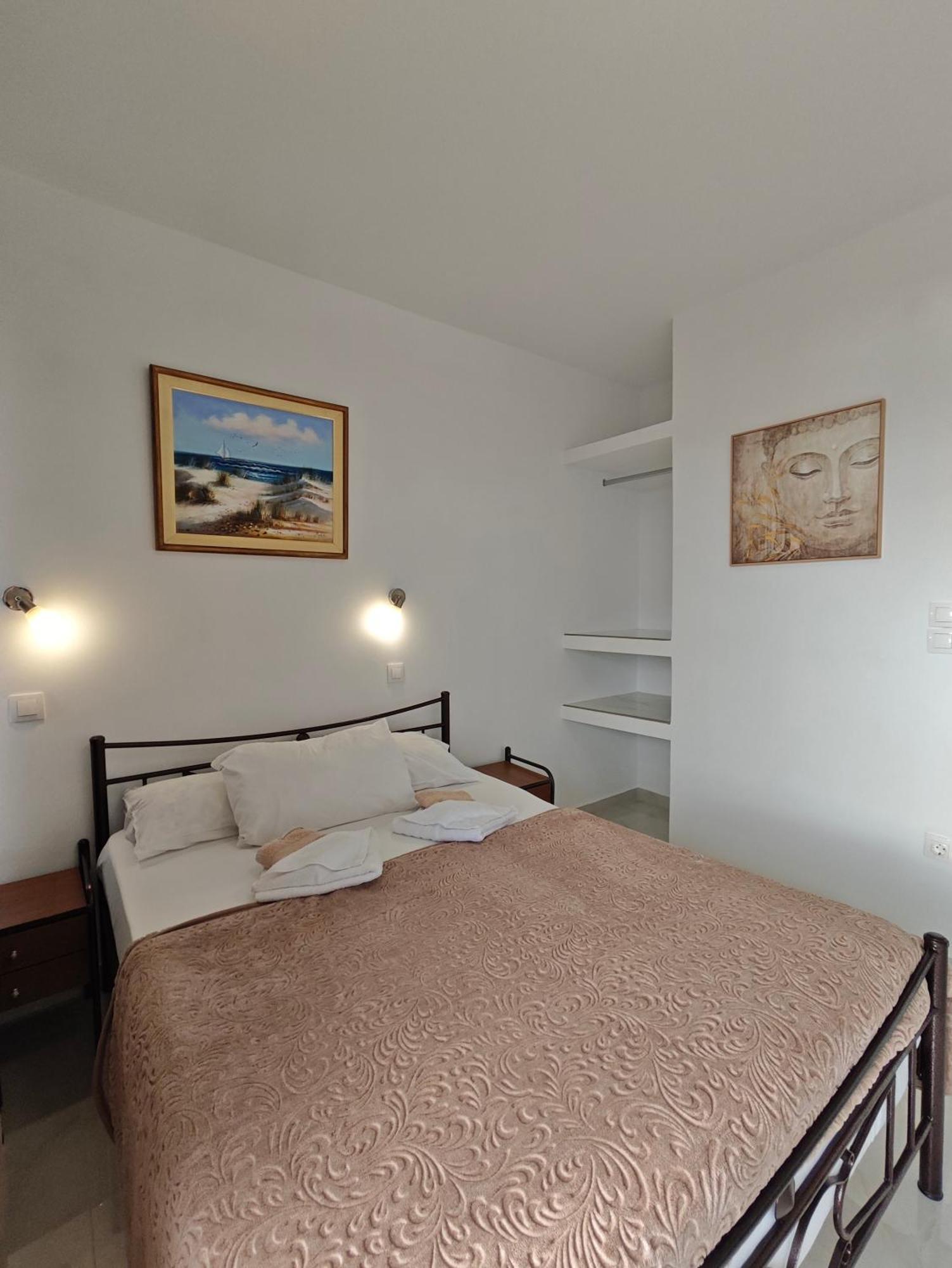 Lions 2 Studios & Apartments, Poros Island. Πόρος Εξωτερικό φωτογραφία