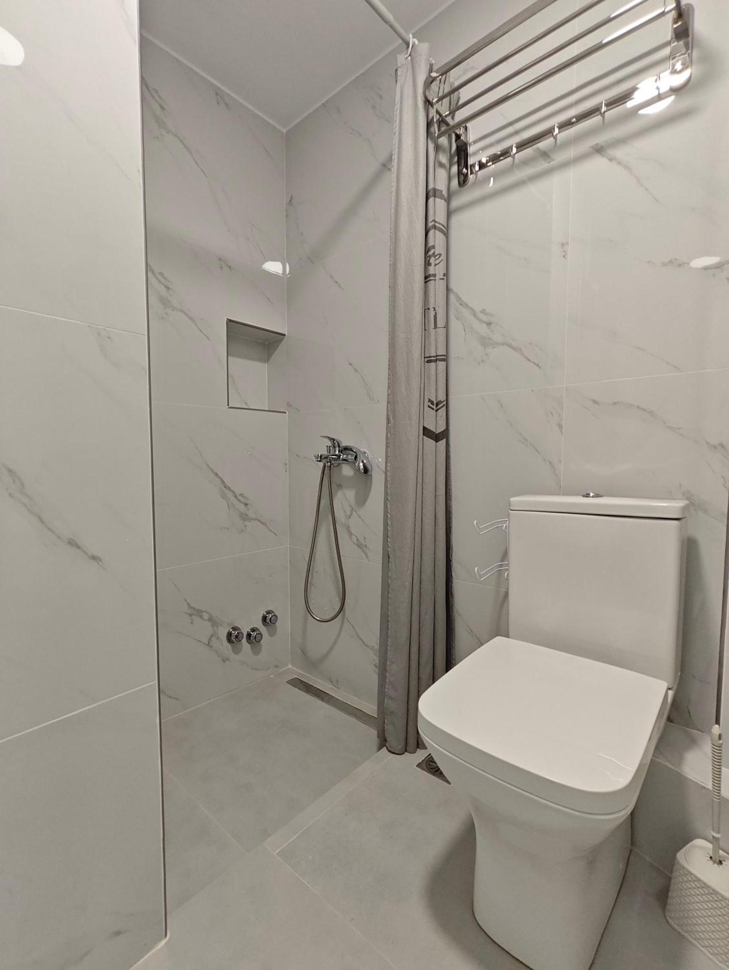 Lions 2 Studios & Apartments, Poros Island. Πόρος Εξωτερικό φωτογραφία