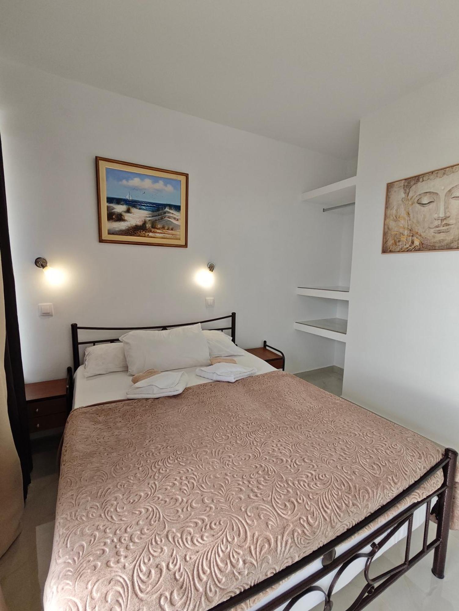 Lions 2 Studios & Apartments, Poros Island. Πόρος Εξωτερικό φωτογραφία